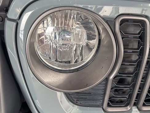 Used 2024 Jeep Wrangler Sport S image 14