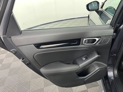 Used 2025 Honda Civic Sport image 27