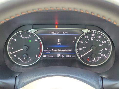 Certified 2025 Nissan Sentra SR FWD image 25