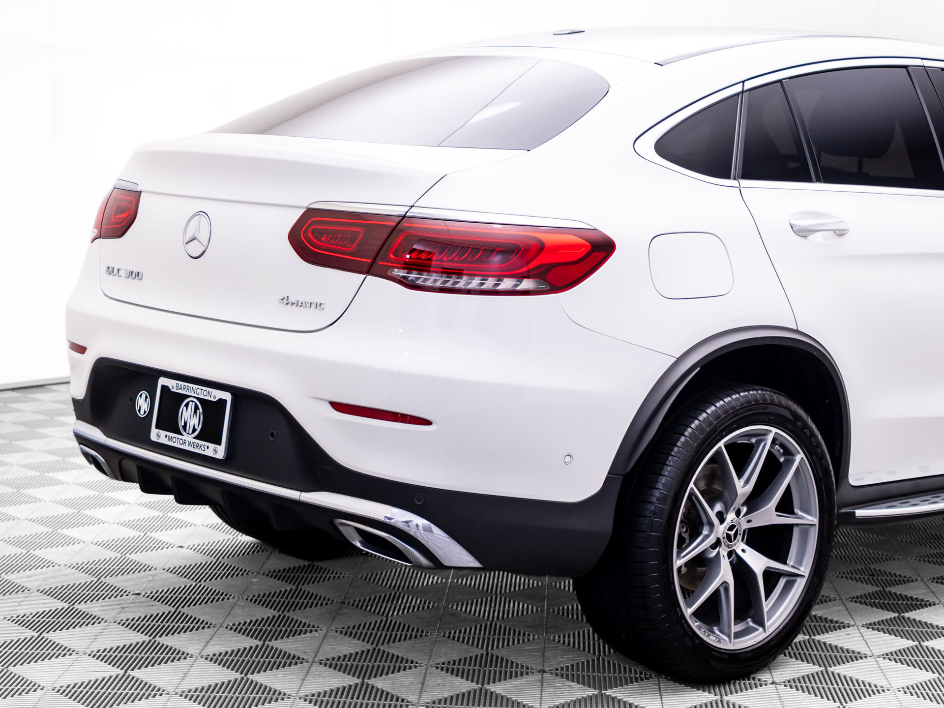 Used 2022 Mercedes-Benz GLC 300 4MATIC Coupe image 31