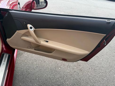 Used 2007 Chevrolet Corvette Convertible w/ Preferred Equipment Group image 24