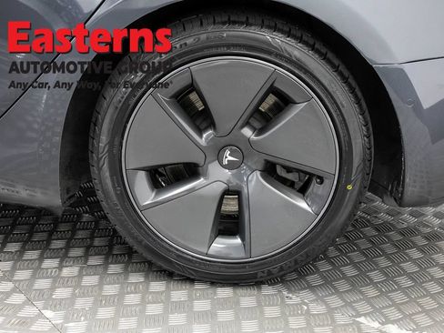 Used 2021 Tesla Model 3 Standard Range Plus RWD image 24