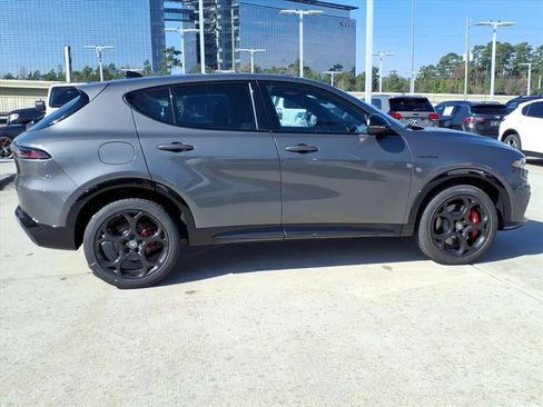 New 2026 Alfa Romeo Tonale Veloce w/ Quick Order Package 23H Volce image 5