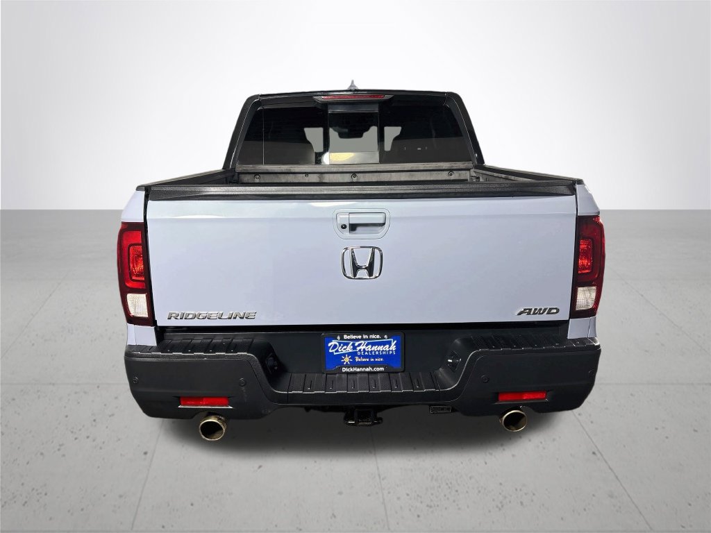 Used 2023 Honda Ridgeline Black Edition image 7