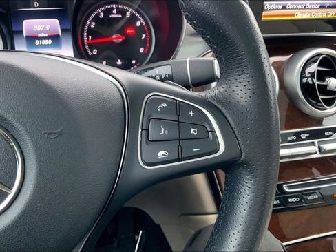 Used 2018 Mercedes-Benz GLC 300 4MATIC image 21