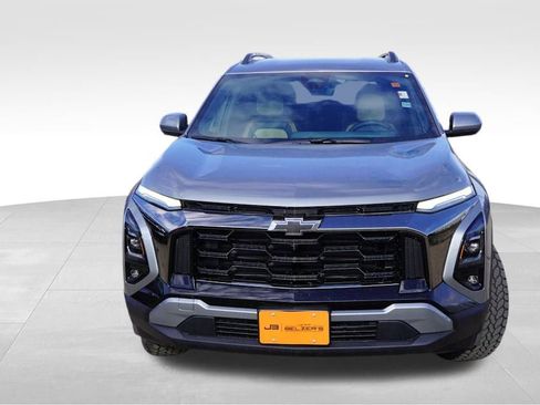 New 2026 Chevrolet Equinox ACTIV w/ Convenience Package III AWD/4WD image 8