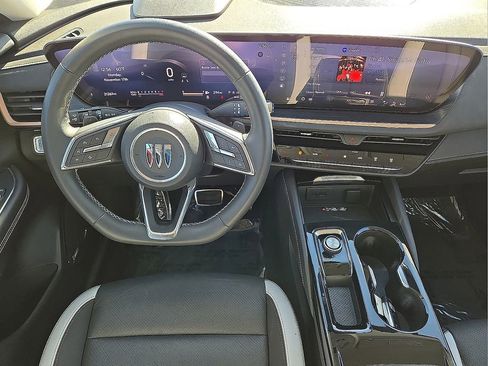 Used 2025 Buick Envision Sport Touring image 19
