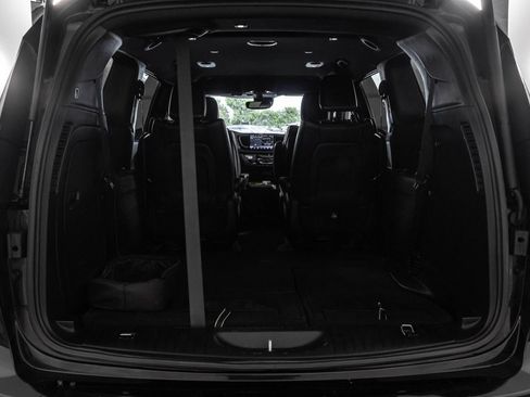 Used 2022 Chrysler Pacifica Touring-L w/ Uconnect Theater Family Group FWD image 43