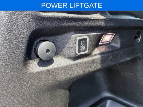 Used 2024 Jeep Grand Cherokee L Limited AWD/4WD image 8