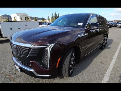 Used 2025 Cadillac Escalade IQ Luxury 2 AWD/4WD image 3