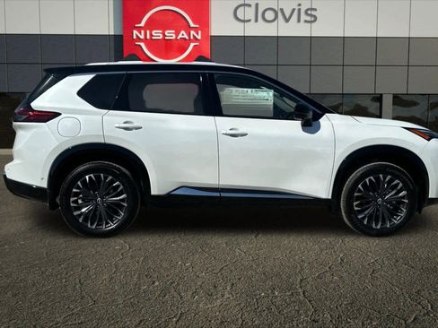 New 2026 Nissan Rogue Platinum image 9