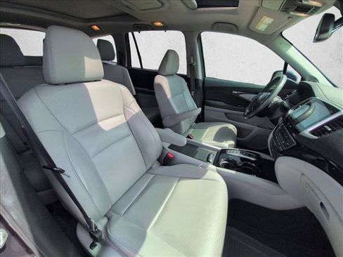 Used 2018 Honda Pilot Elite image 19