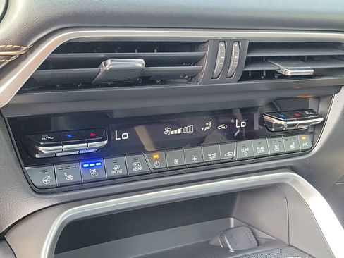 New 2026 MAZDA CX-90 Plug-In Hybrid w/ Premium Plus image 32