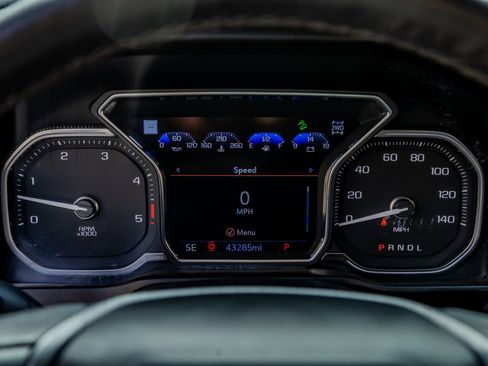 Used 2020 GMC Sierra 2500 Denali w/ Denali Ultimate Package image 19