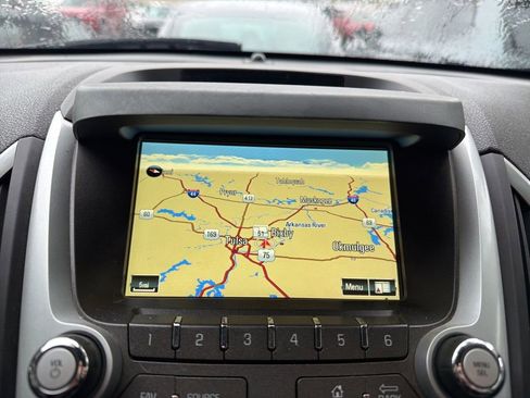 Used 2017 GMC Terrain SLT w/ Open Road Package FWD image 18