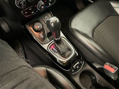 Certified 2021 Jeep Compass Latitude image 27