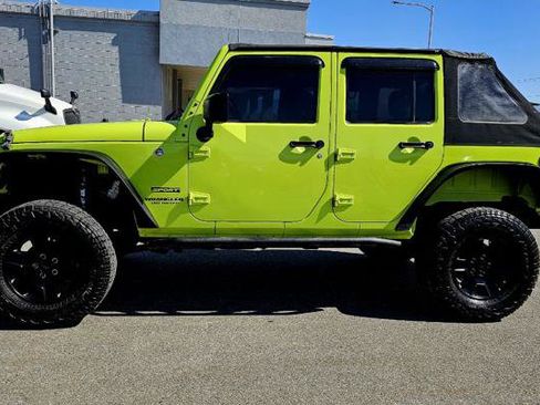 Used 2016 Jeep Wrangler Unlimited Sport w/ Quick Order Package 24S AWD/4WD image 8