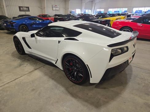 Used 2017 Chevrolet Corvette Z06 image 3