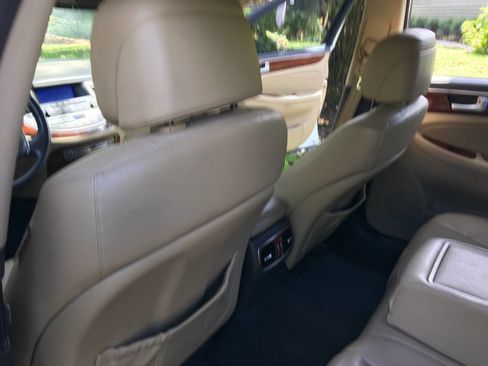 Used 2013 Hyundai Genesis 3.8 image 13