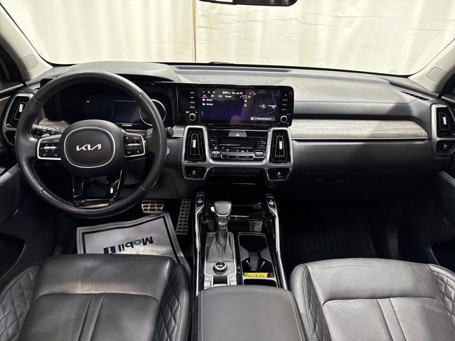 Used 2023 Kia Sorento SX Prestige AWD/4WD image 15