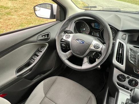 Used 2012 Ford Focus SE image 13