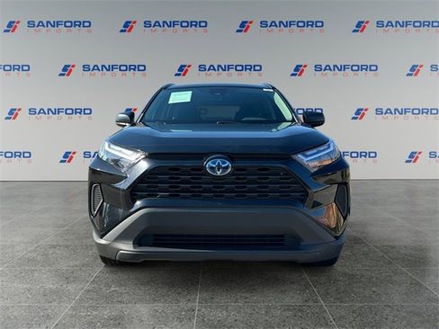 Used 2024 Toyota RAV4 LE image 8