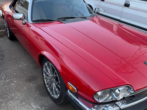 Used 1990 Jaguar XJS V12 Convertible RWD image 7