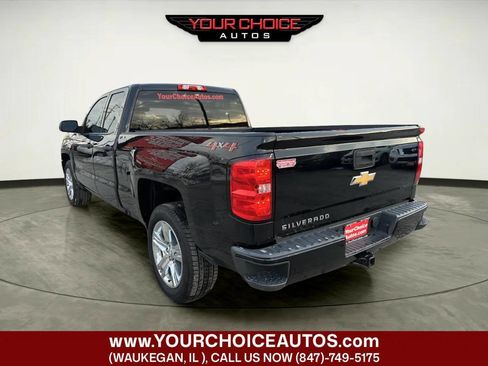 Used 2018 Chevrolet Silverado 1500 Custom w/ Custom Value Package image 4