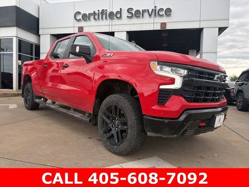 Used 2024 Chevrolet Silverado 1500 LT Trail Boss w/ LT Trail Boss Premium Package AWD/4WD image 1