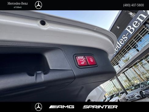 Used 2024 Mercedes-Benz GLA 35 AMG 4MATIC image 10