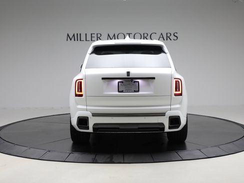 Certified 2025 Rolls-Royce Cullinan Black Badge AWD/4WD image 9
