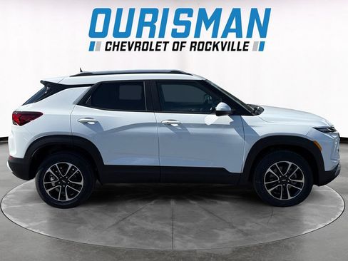 New 2026 Chevrolet TrailBlazer LT w/ LT Cold Weather Package AWD/4WD image 7