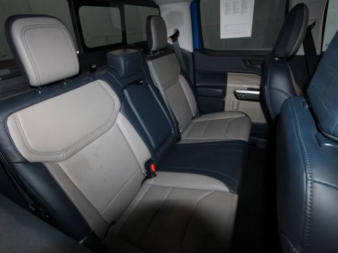 Used 2025 Ford Maverick Lariat w/ 4K Tow Package image 25