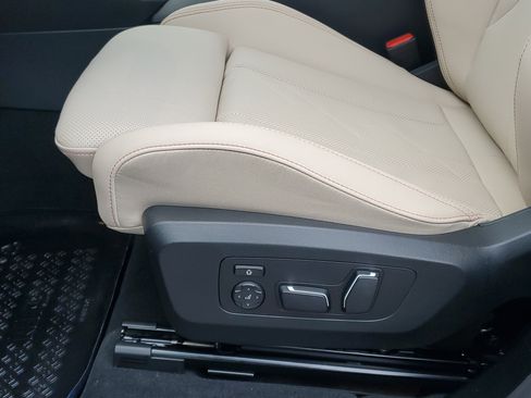 New 2026 BMW X3 xDrive30 w/ Premium Package image 9