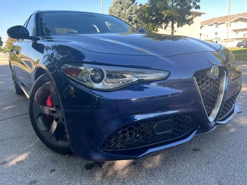 Used 2018 Alfa Romeo Giulia image 2