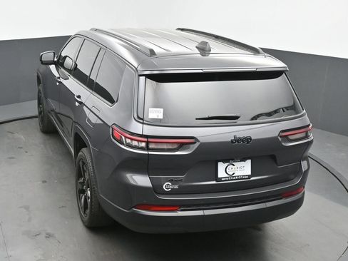 Used 2023 Jeep Grand Cherokee L Laredo AWD/4WD image 41