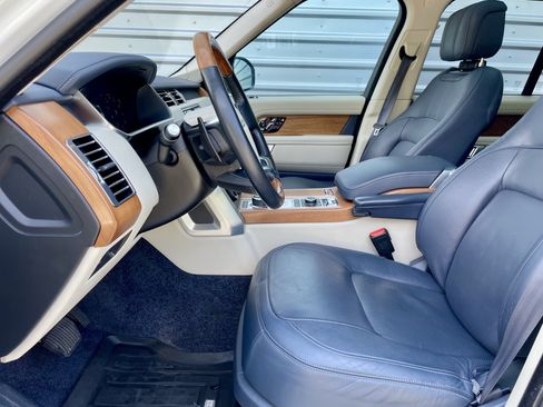 Used 2019 Land Rover Range Rover Supercharged AWD/4WD image 14