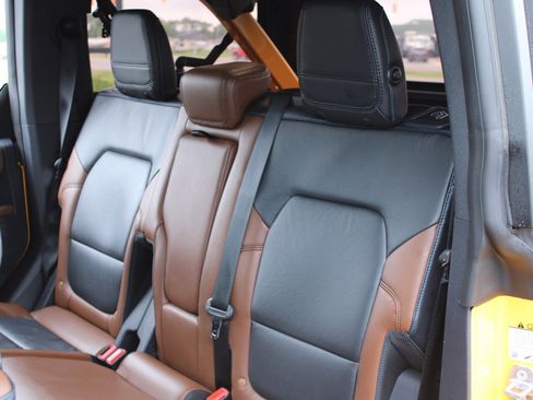 Used 2021 Ford Bronco Outer Banks image 17