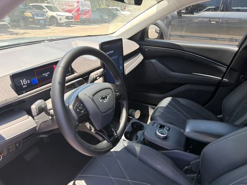 Used 2024 Ford Mustang Mach-E Select w/ Comfort Package Lite RWD image 9