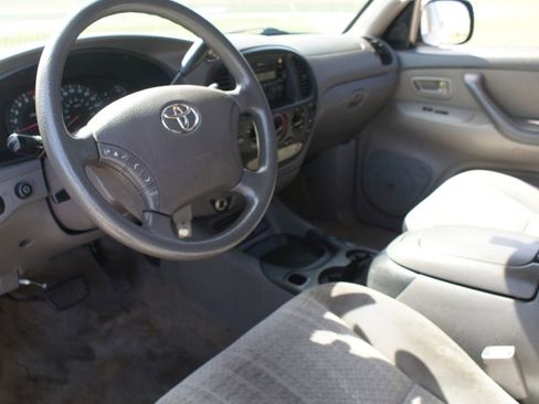 Used 2006 Toyota Tundra SR5 image 9