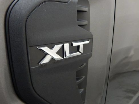Used 2024 Ford Ranger XLT w/ Technology Package RWD image 9