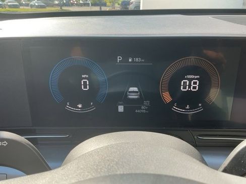 Certified 2025 Hyundai Kona SEL AWD/4WD image 15