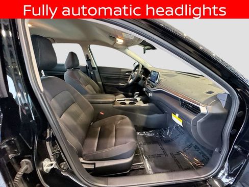 Used 2025 Nissan Altima 2.5 SV FWD image 20
