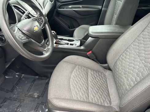 Used 2018 Chevrolet Equinox LT image 22