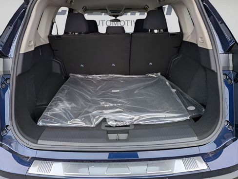 Certified 2026 Nissan Rogue SV AWD/4WD image 23