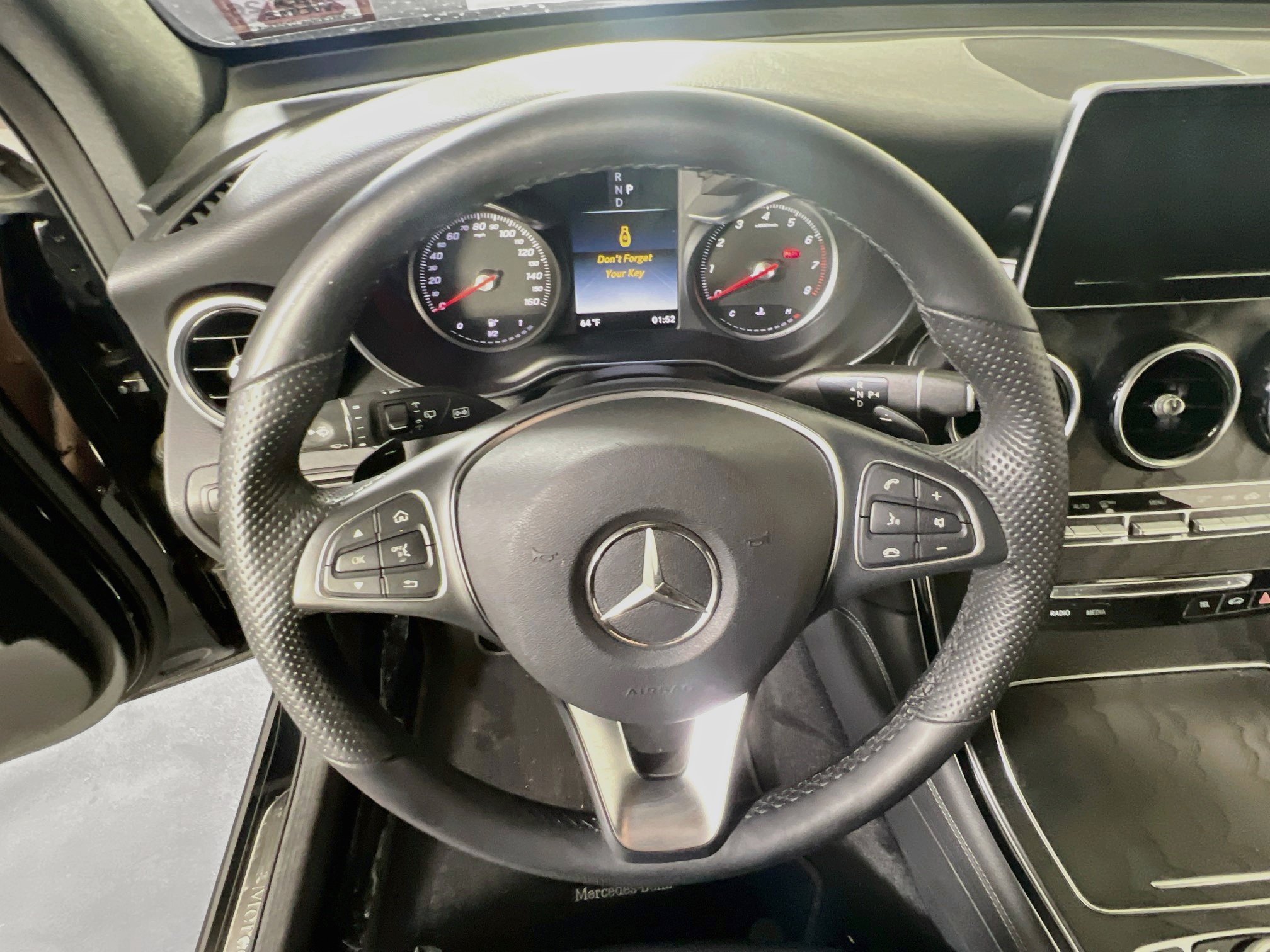 Used 2019 Mercedes-Benz GLC 300 4MATIC image 11