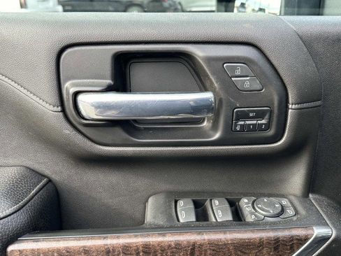 Used 2022 GMC Sierra 3500 Denali image 21