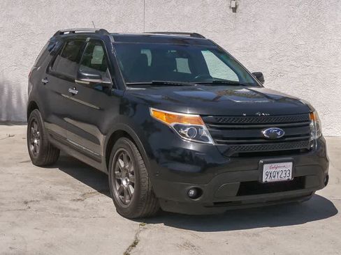 Used 2013 Ford Explorer Limited AWD/4WD image 3
