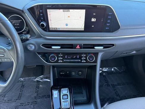 Used 2022 Hyundai Sonata Limited FWD image 25