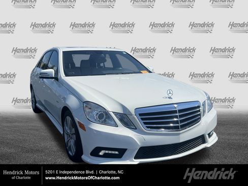 Used 2011 Mercedes-Benz E 350 BlueTEC Sedan image 1
